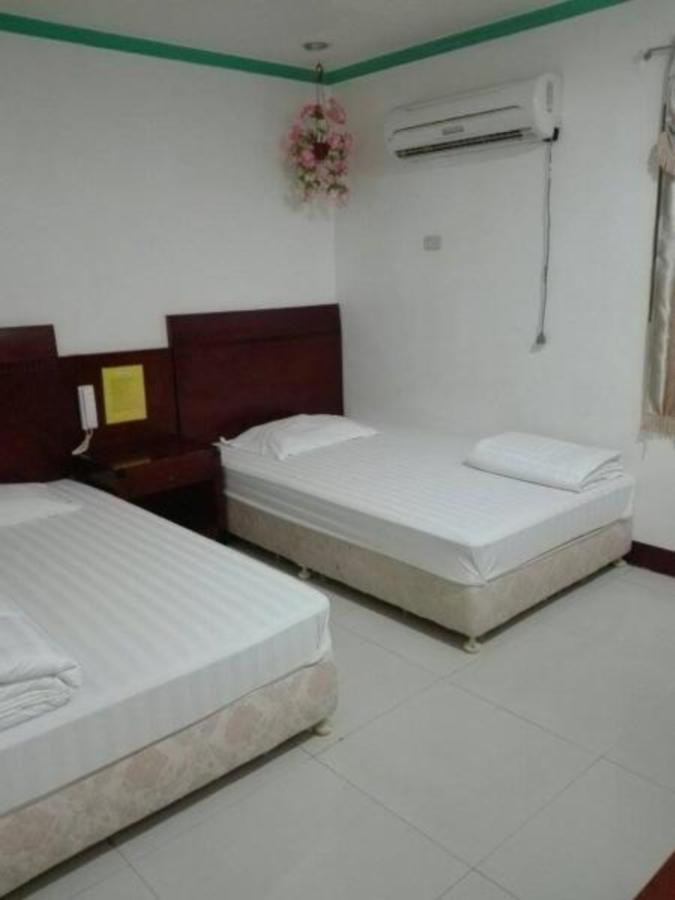 Asia Novo Boutique Hotel - Kalibo Exteriör bild